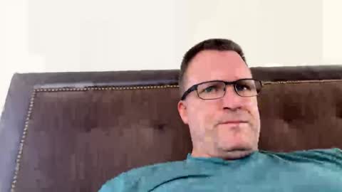 Snapshot of bigger22332233 chatting on 02.10.25 bigger22332233 online show from 02.10.25