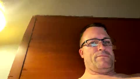 Snapshot of bigger22332233 chatting on 02.22.25 bigger22332233 online show from 02.22.25