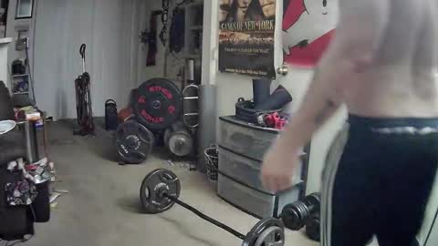 biggerisbetter21 online show from 12.15.24