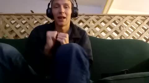 Snapshot of biggestboiiii chatting on 01.24.25 biggestboiiii online show from 01.24.25