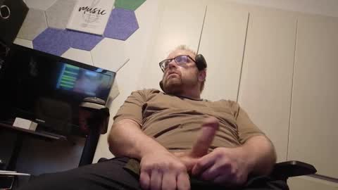 biggydee8989 online show from 02.14.26