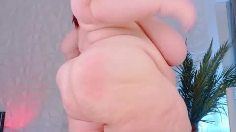 BIGGY MELON online show from 02.10.25