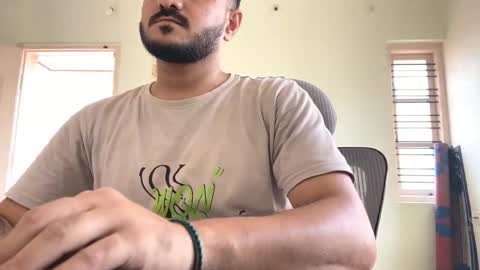 bighandsomesatisfy online show from 11.05.25