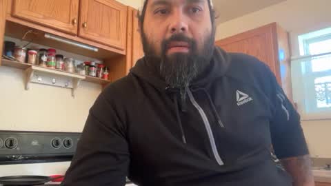 Snapshot of bigheadaddy90 chatting on 11.06.25 Daniel Noelia online show from 11.06.25