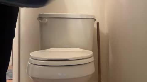 Snapshot of bigheadaddy90 chatting on 11.25.25 Daniel Noelia online show from 11.25.25