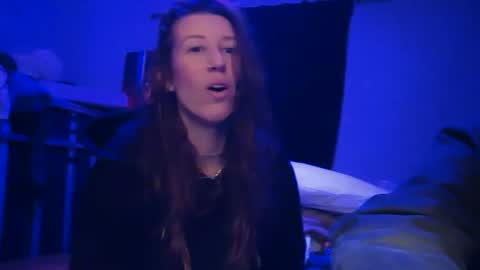 Snapshot of bigkitties69 chatting on 01.05.25 Bigkitties online show from 01.05.25