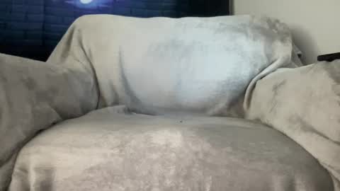 Snapshot of bigloadzisback023 chatting on 09.13.25 bigloadzisback023 online show from 09.13.25