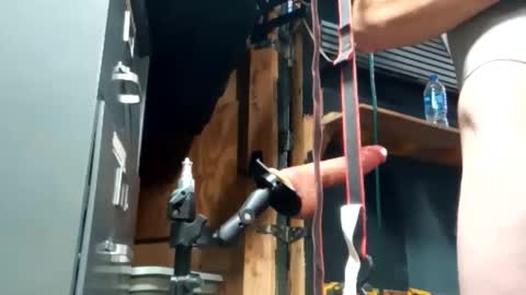 bigmanaround9 online show from 10.14.25