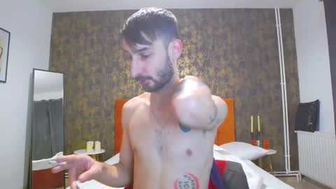 Snapshot of bignosebigcok chatting on 10.29.25 bignosebigcok online show from 10.29.25