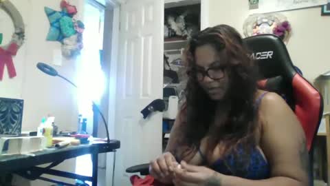 the Mini mami online show from 09.10.25