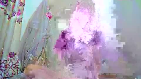 Snapshot of bigpussy_92 chatting on 11.17.25 bigpussy_92 online show from 11.17.25