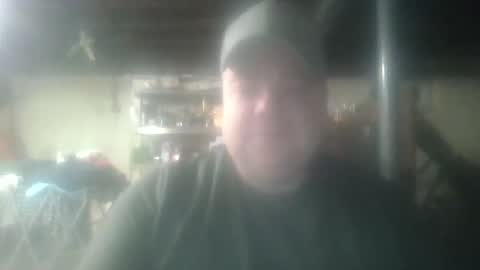 Snapshot of bigred_nyc chatting on 10.23.25 Big Red online show from 10.23.25