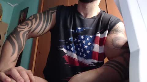 Snapshot of bigstallone chatting on 09.25.25 BigStallion online show from 09.25.25