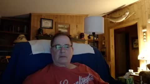 Snapshot of bigthicksatisfying2 chatting on 12.18.25 bigthicksatisfying2 online show from 12.18.25