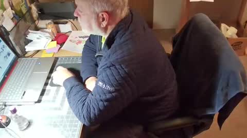 Snapshot of bigthump9999 chatting on 11.27.25 bigthump9999 online show from 11.27.25