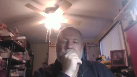 Snapshot of bigthump9999 chatting on 01.05.26 bigthump9999 online show from 01.05.26