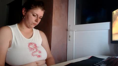 Snapshot of bigtitslala chatting on 10.26.25 bigtitslala online show from 10.26.25