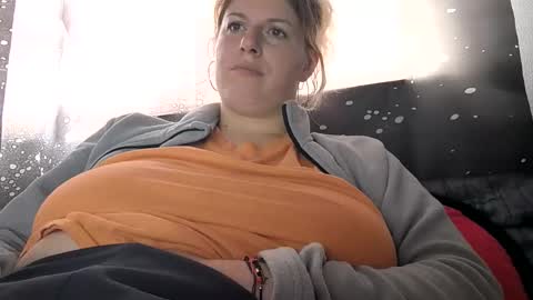 Snapshot of bigtitslala chatting on 11.17.25 bigtitslala online show from 11.17.25