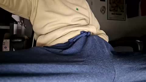 Onlyfans redheadedwhitedick online show from 11.21.25