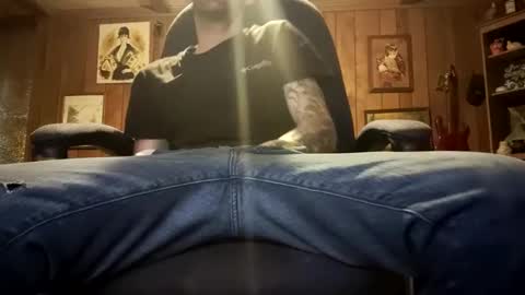 Snapshot of bigwytecock1979 chatting on 01.06.25 bigwytecock1979 online show from 01.06.25