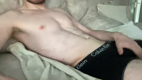 Snapshot of bigxxxsurprise chatting on 06.27.26 bigxxxsurprise online show from 06.27.26