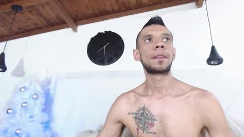 Snapshot of bigzehuz chatting on 12.06.24 andres online show from 12.06.24