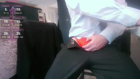 Snapshot of bijiminy chatting on 01.13.25 bijiminy online show from 01.13.25