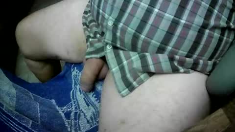 Snapshot of bikeman17 chatting on 11.04.25 bikeman17 online show from 11.04.25