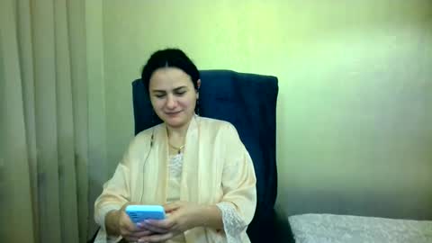 Snapshot of bililay chatting on 01.10.25 DOM NIKA online show from 01.10.25