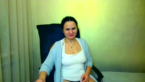 Snapshot of bililay chatting on 02.11.25 DOM NIKA online show from 02.11.25