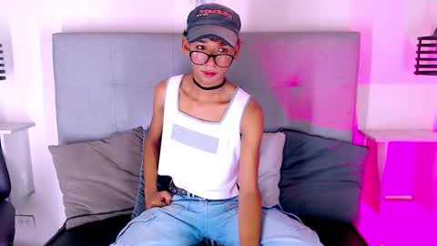 B-I-L-L-I-E 3 online show from 09.23.25