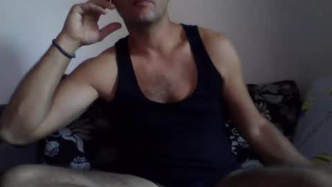 Snapshot of billos26 chatting on 09.22.25 billys greece online show from 09.22.25