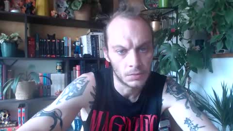 Snapshot of billy_fingercut chatting on 10.06.25 Billy FingerCut online show from 10.06.25