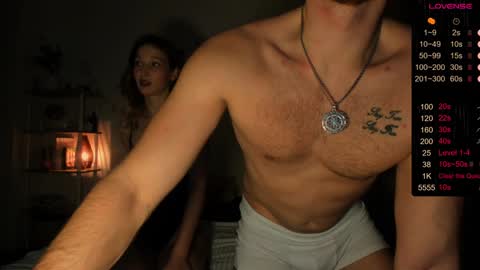 Snapshot of billy_full chatting on 01.01.25 Billy and Lisahelp us to reach 100 likes online show from 01.01.25