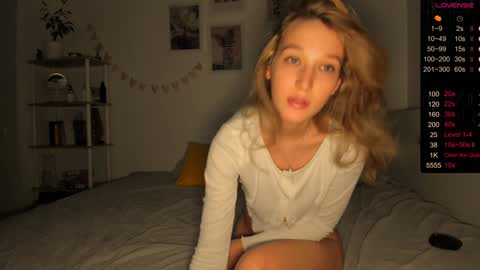 Snapshot of billy_full chatting on 01.26.25 Billy and Lisahelp us to reach 100 likes online show from 01.26.25