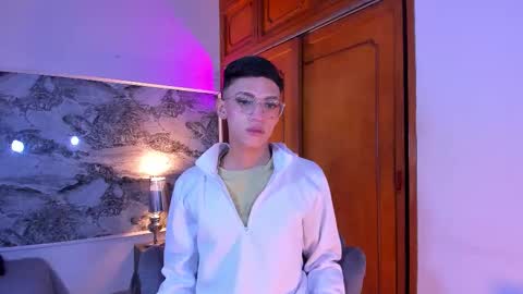 Sam online show from 02.11.26