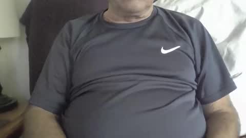 Snapshot of billydubs chatting on 10.24.25 billydubs online show from 10.24.25