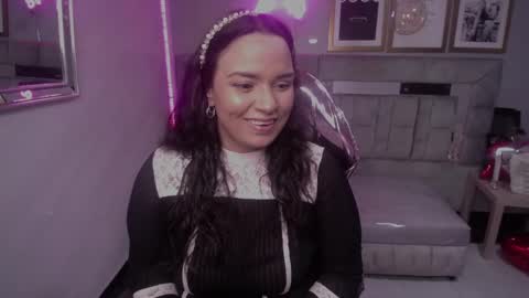 Live 1000pm 600am COLOMBIAN HOUR online show from 02.25.25