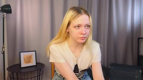 Snapshot of birgitfirman chatting on 04.16.26 Alice online show from 04.16.26