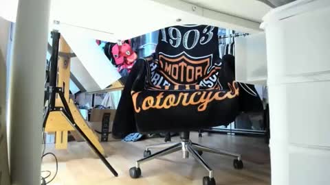 bisexualjay online show from 10.23.25