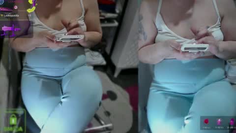 bisex woman online show from 03.05.26