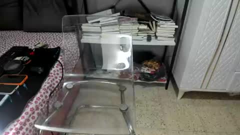 bisex woman online show from 06.28.26