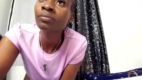 Snapshot of bitch238529 chatting on 11.28.25 Chocolate city online show from 11.28.25