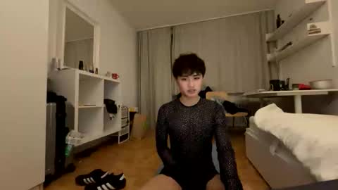 Snapshot of bitchie_bitch chatting on 01.08.26 Lou online show from 01.08.26