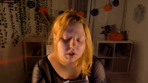 Nana online show from 10.26.25