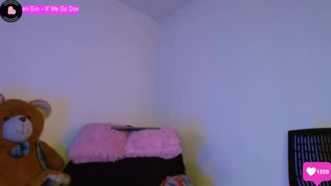 Instagram zpchherry online show from 12.11.24