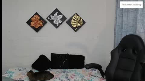 Snapshot of bivi_hot chatting on 12.19.25 bivi hot online show from 12.19.25