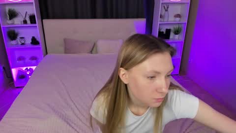 Snapshot of bjliki chatting on 02.10.25 Julia online show from 02.10.25