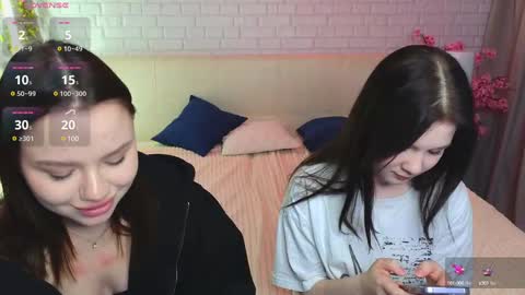 Snapshot of bjliki chatting on 03.08.25 Julia online show from 03.08.25