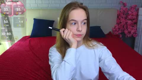 Snapshot of bjliki chatting on 03.10.25 Julia online show from 03.10.25